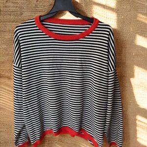 Black & White Striped Sweater Women‎ XL